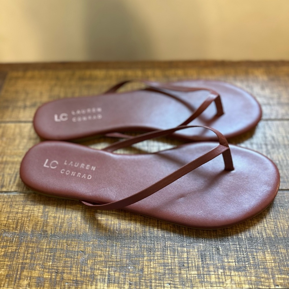 LC Lauren Conrad Brown Sandals Minimalist Design
